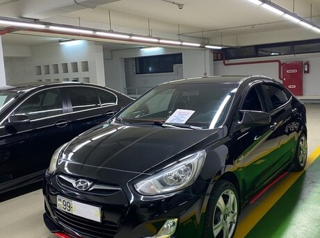 Hyundai Accent 2013
