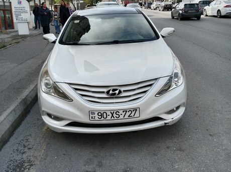 Hyundai Sonata 2010