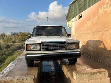 LADA (VAZ) 2107 2004