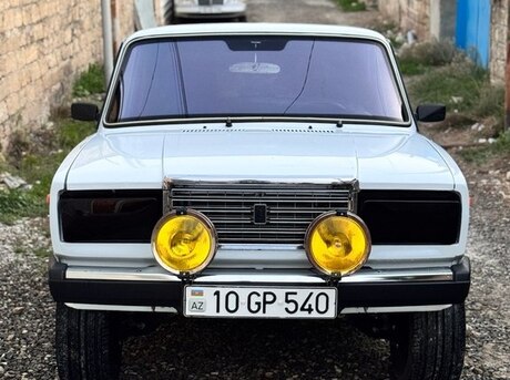 LADA (VAZ) 2107 2000