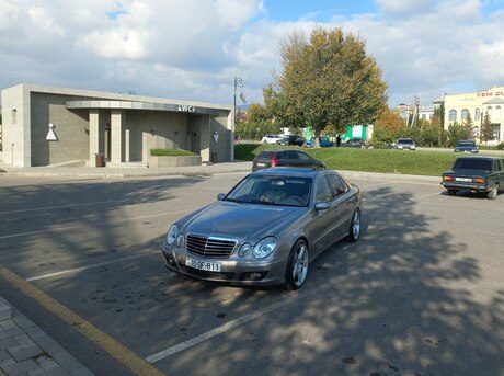 Mercedes E 320 2003