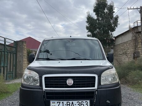 Fiat Doblo 2011