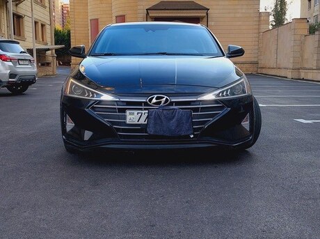 Hyundai Elantra 2018