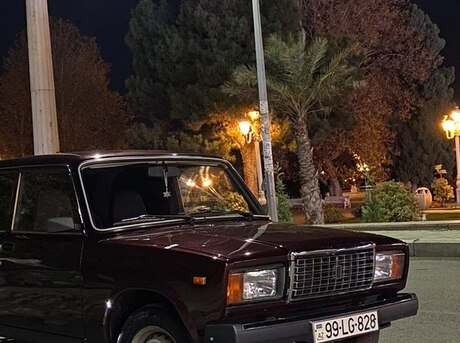 LADA (VAZ) 2107 2010