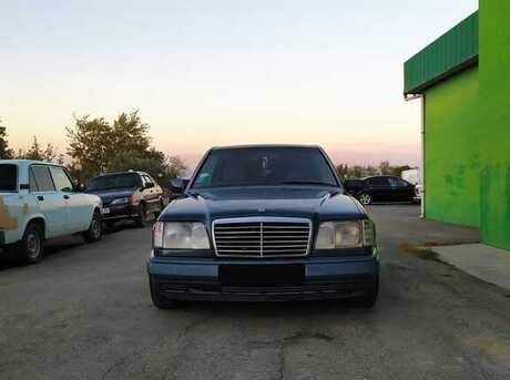 Mercedes E 220 1994
