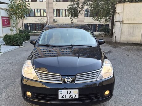 Nissan Tiida 2007