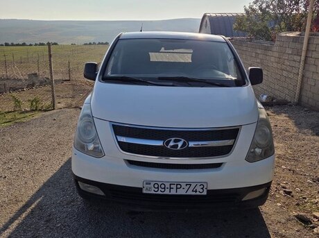 Hyundai H-1 2008