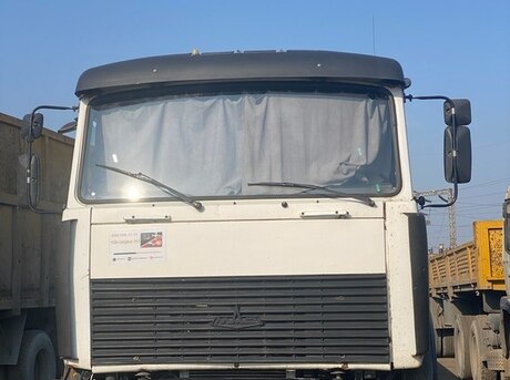 MAZ 54323