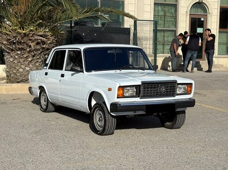 LADA (VAZ) 2107 2011