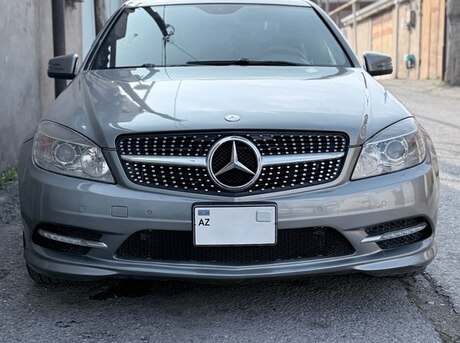 Mercedes C 250 4MATIC 2011