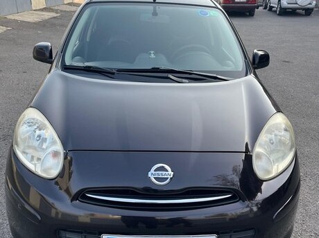 Nissan March 2012