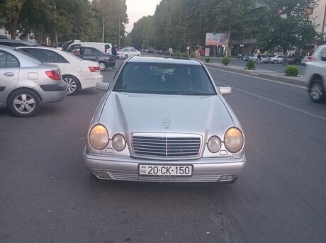 Mercedes E 230 1996