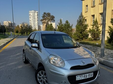 Nissan March 2012