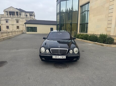 Mercedes E 320 2001