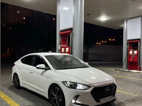 Hyundai Avante 2016