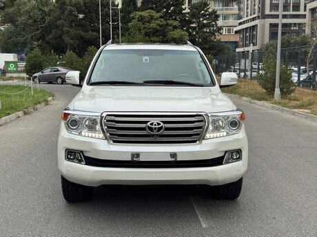 Toyota Land Cruiser 2012
