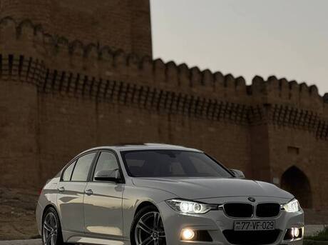 BMW 328 2013