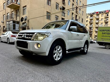 Mitsubishi Pajero 2008