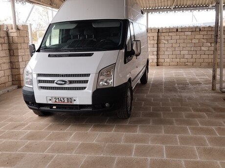 Ford Transit 2012