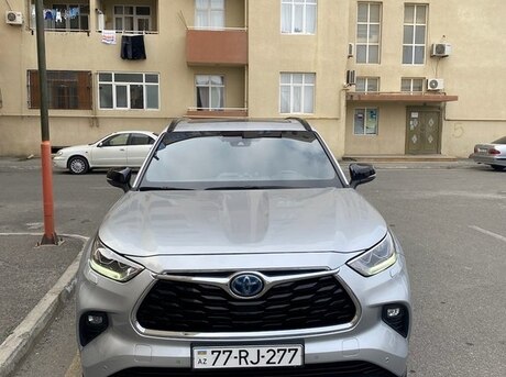 Toyota Highlander 2021