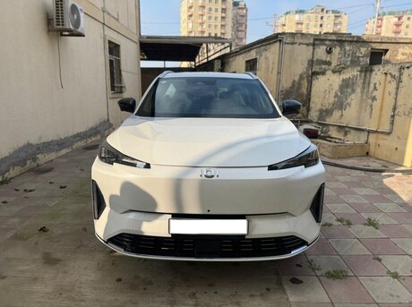 Changan Qiyuan Q05 2025