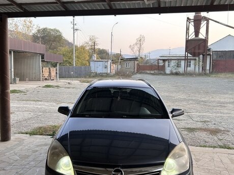 Opel Astra 2007