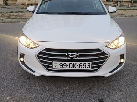 Hyundai Avante 2016