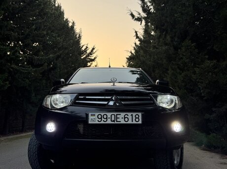 Mitsubishi L200 2014