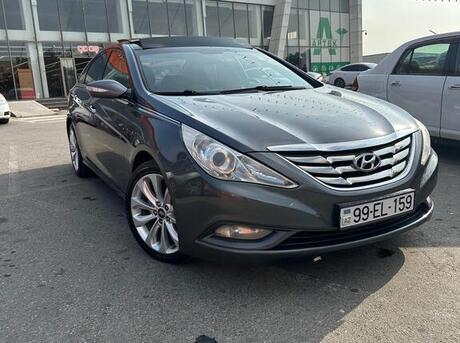 Hyundai Sonata 2010
