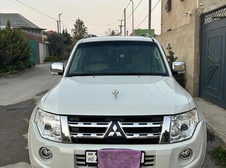 Mitsubishi Pajero 2011