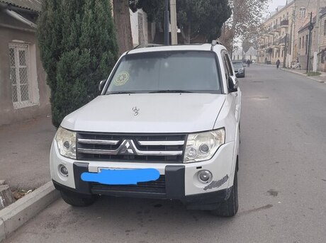 Mitsubishi Pajero 2007