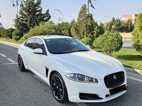 Jaguar XF 2012
