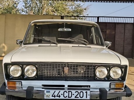 LADA (VAZ) 2106 1990