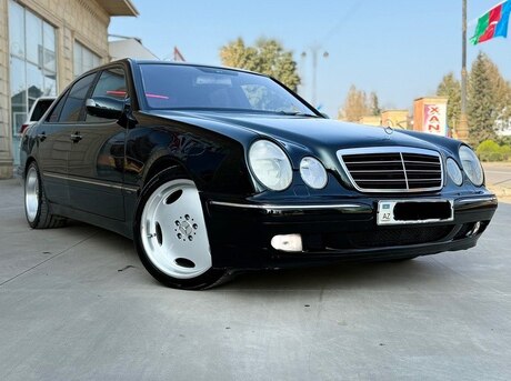 Mercedes E 270 2000