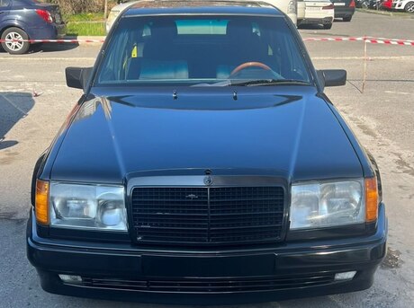 Mercedes 220 E 1995