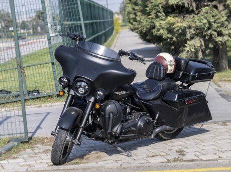 Harley-Davidson FLHX Street Glide