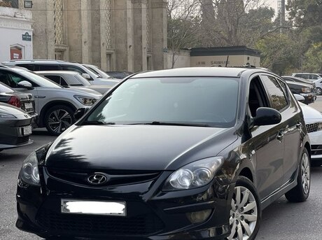 Hyundai i30 2011