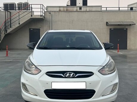 Hyundai Accent 2011
