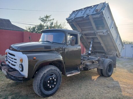 ZIL 130