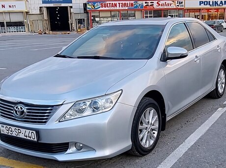 Toyota Camry 2012