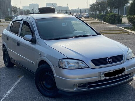 Opel Astra 2000