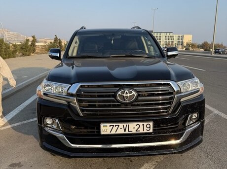 Toyota Land Cruiser 2019