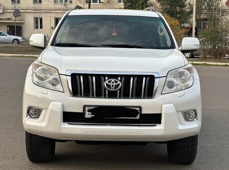 Toyota Land Cruiser Prado 2010