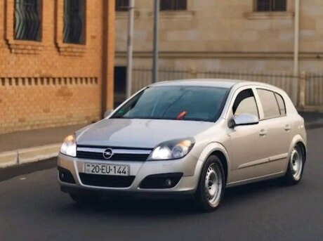 Opel Astra 2005