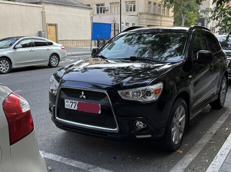 Mitsubishi Outlander Sport