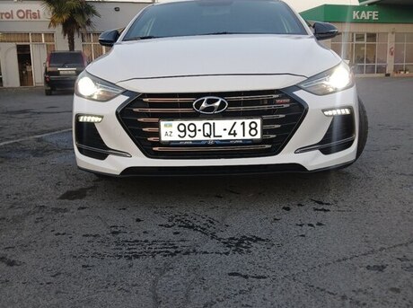 Hyundai Elantra 2017