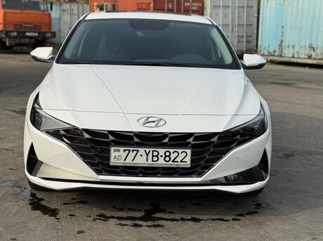 Hyundai Elantra 2023