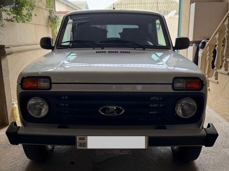 LADA (VAZ) Niva