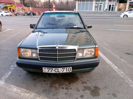 Mercedes 190