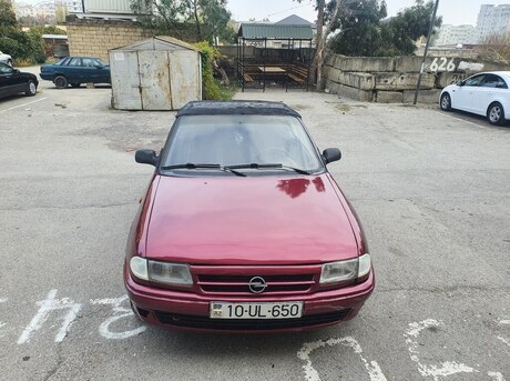 Opel Astra 1998